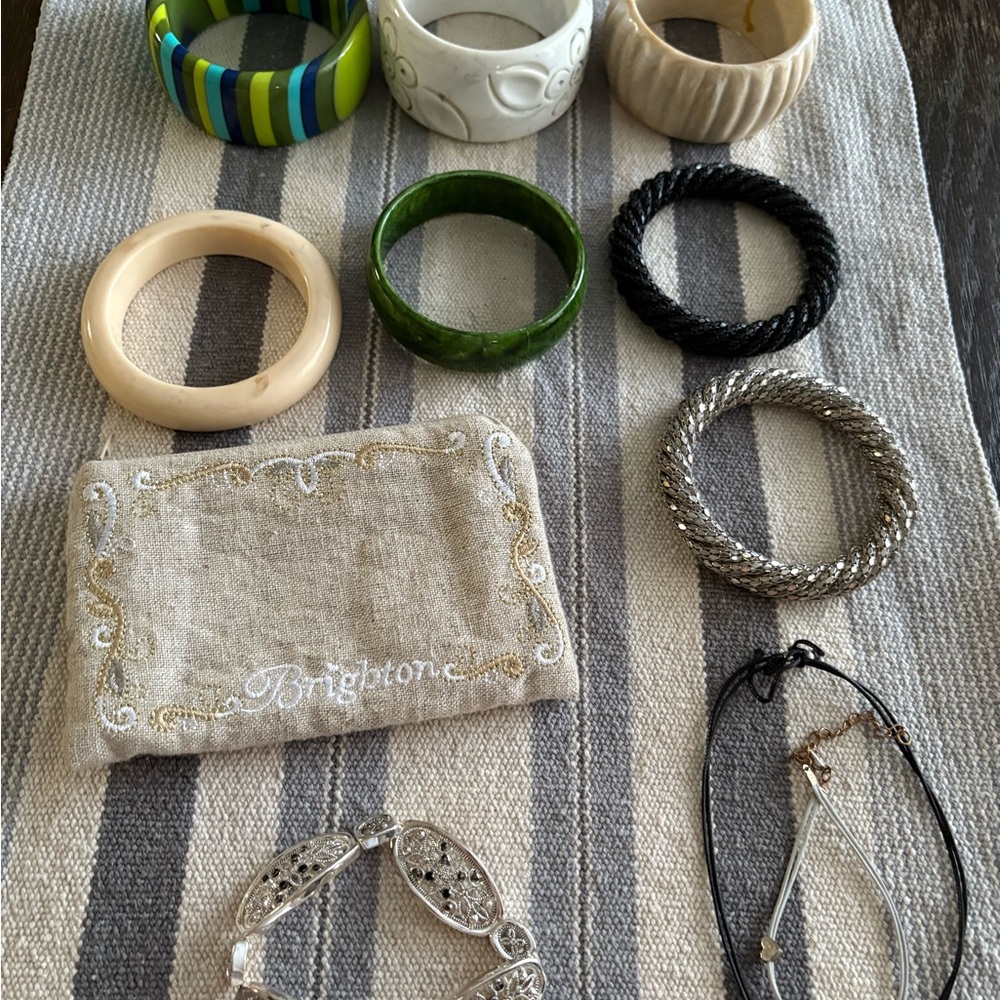 Bangle and Bracelet Collection 🎄